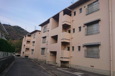 瀬野川職員公舎外壁塗装工事1